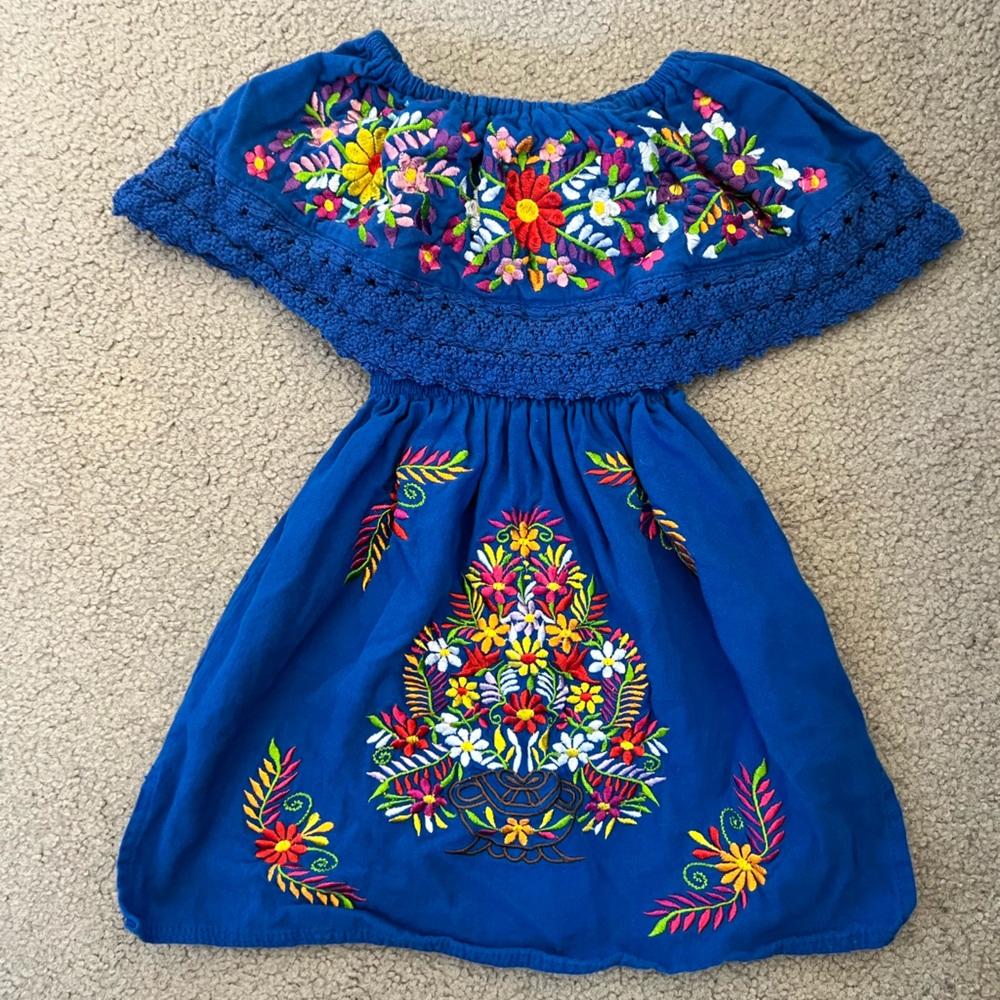 Toddler off the shoulder floral embroidered dress size 2T